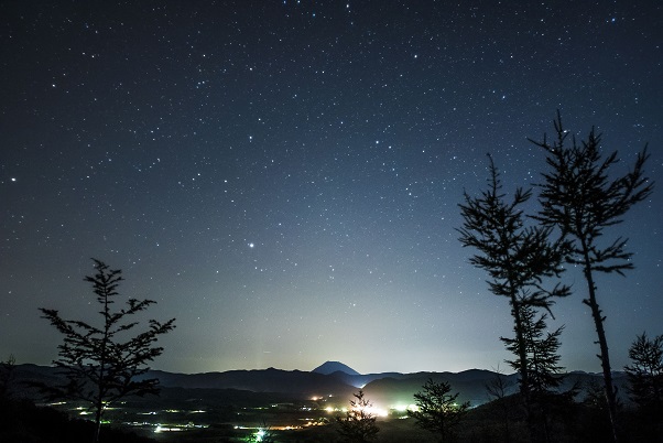 0929和田寛-カルデラを照らす星々(優秀賞).jpg